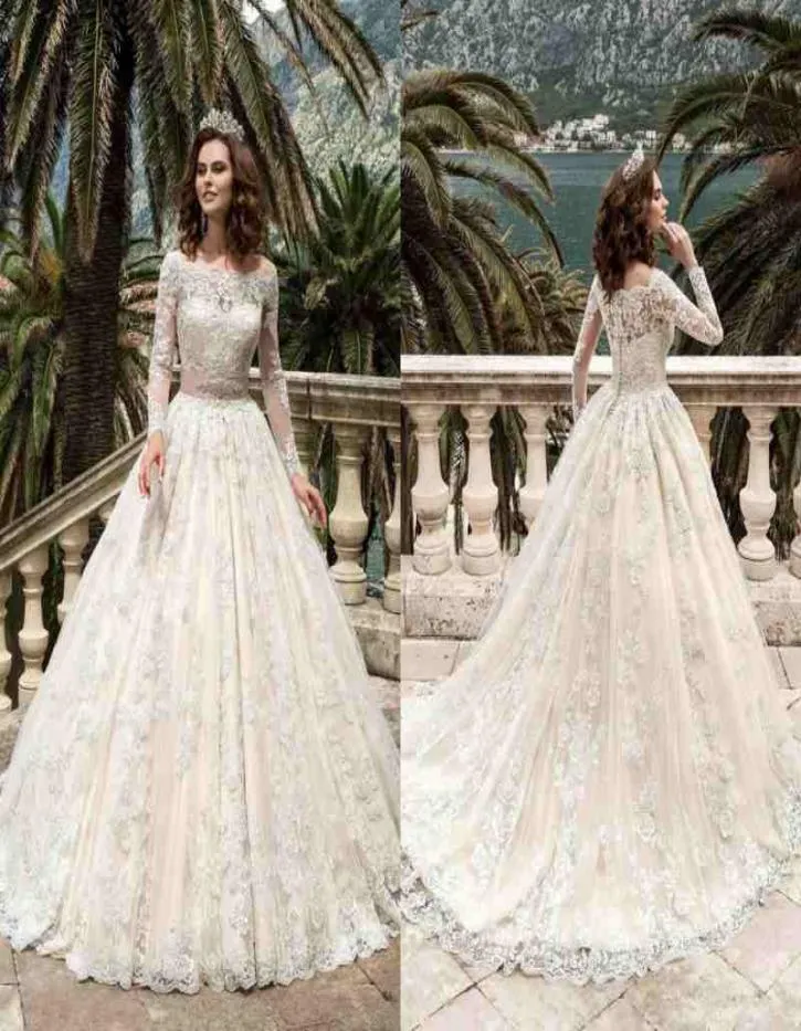 2019 مصمم الأكمام الكاملة فساتين الزفاف الدانتيل Vestidos de Noiva Ss Ball Dontral Dress Truck