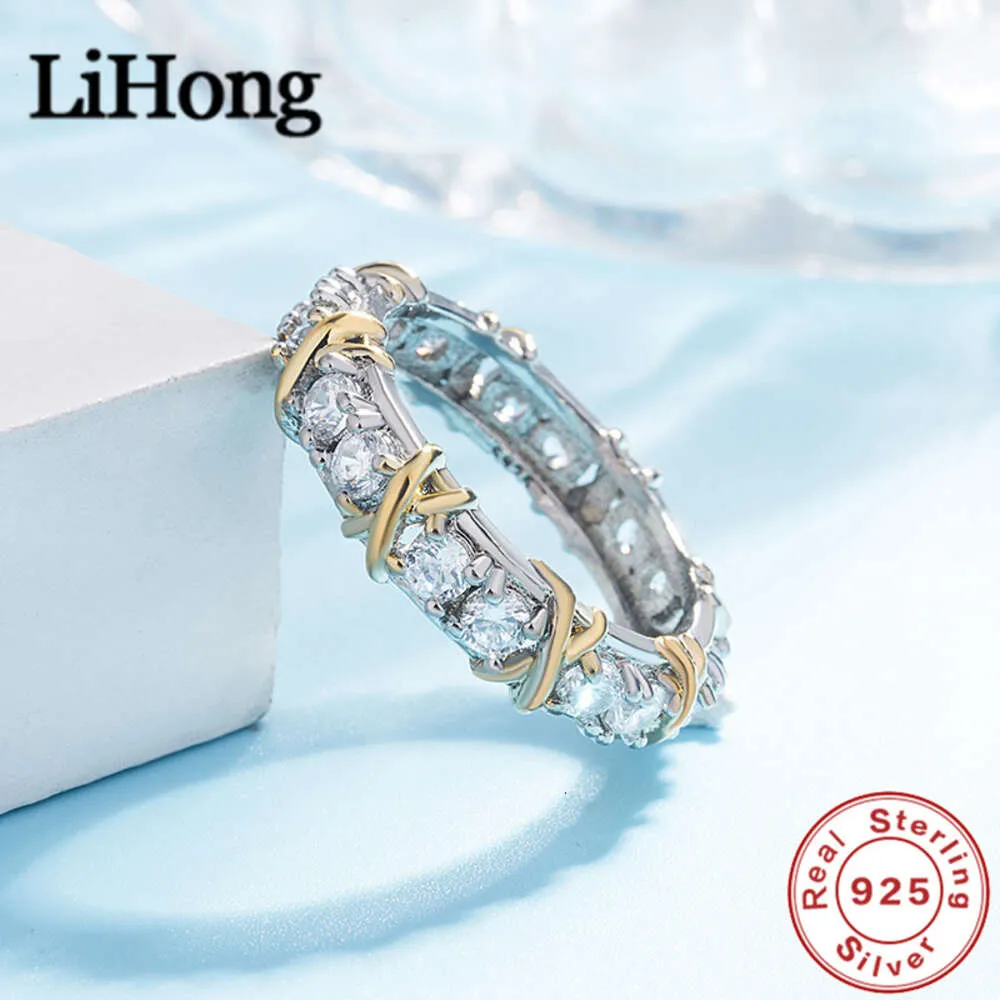 Argento sterling intrecciato con anello di cristallo di zircone AAA il regalo di gioielli di fidanzamento di una donna