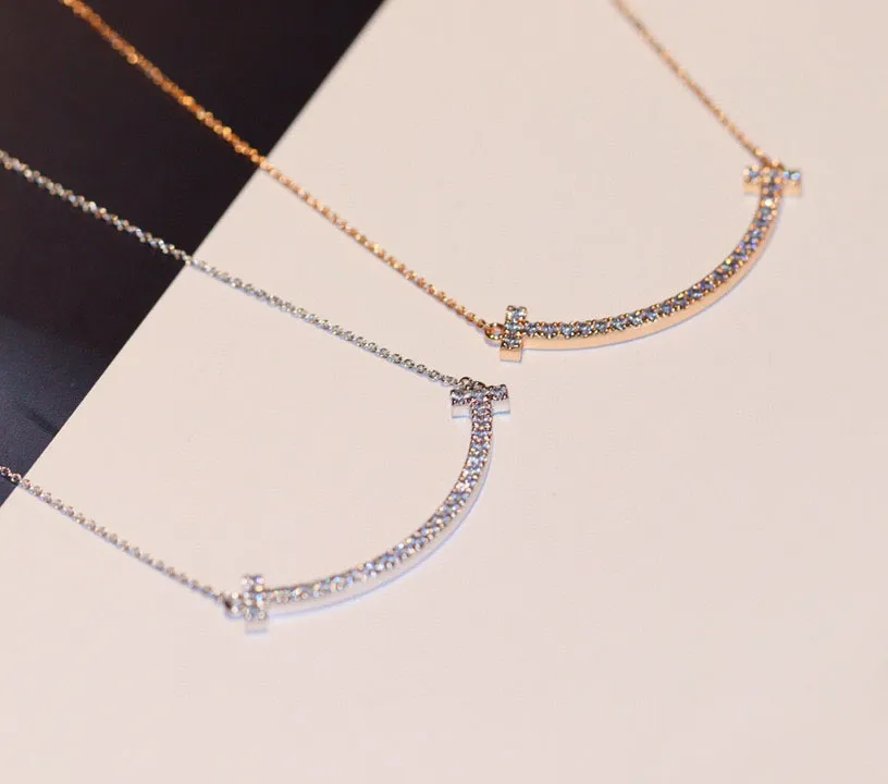 Collier pendentif à breloque de qualité de luxe, taille moyenne, une ligne avec diamant en deux couleurs plaqué avec boîte à timbres PS3176B, 2024