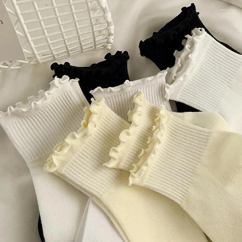 Women Socks 4pcs Cotton Ruffles Ankle INS Summer Cute Kawaii Luxury Korean Sock Girl Spring Black White Middle Tube Japanese Sox