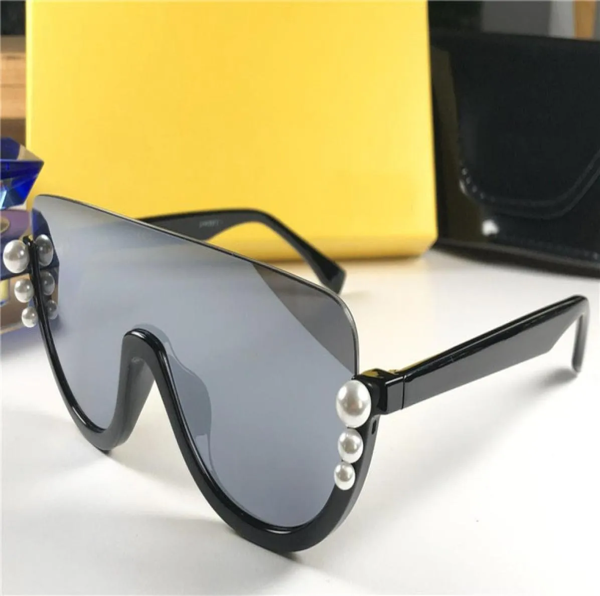 New fashion design women 0296 sunglasses square half frame pearls avantgarde popular style uv 400 protective glasses4399566