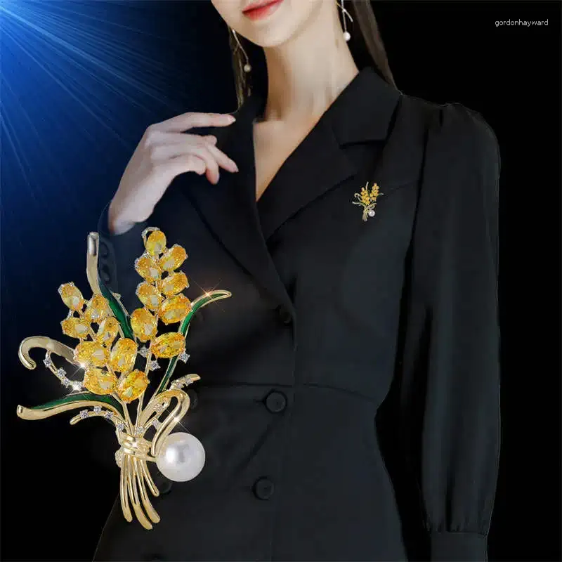 Yellow Rhinestone Wheat Ear Brooch Elegant Fashion Accessory