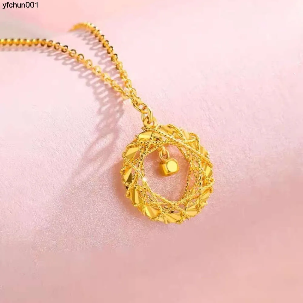 Weaving Dream Network Circle Necklace with Female Minority Hollow Out Design New Light Luxury High Grade Elegant and Fashionable Collar Chain