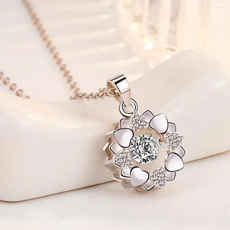 Pendant Necklaces Exquisite Cherry Blossoms Necklace Korea Sweet White Gold Plated Rotatable Zircon Crystal Daily Jewelry Gifts