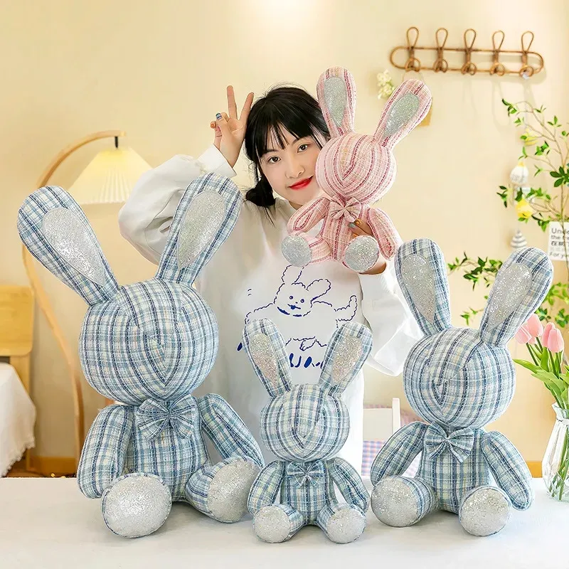 Explosieve kleine wierook Diamond konijnpop Doll Bow Tie Long Ear Rabbit Comfort Kussen Diamant-ingelegde konijnenfabrikanten