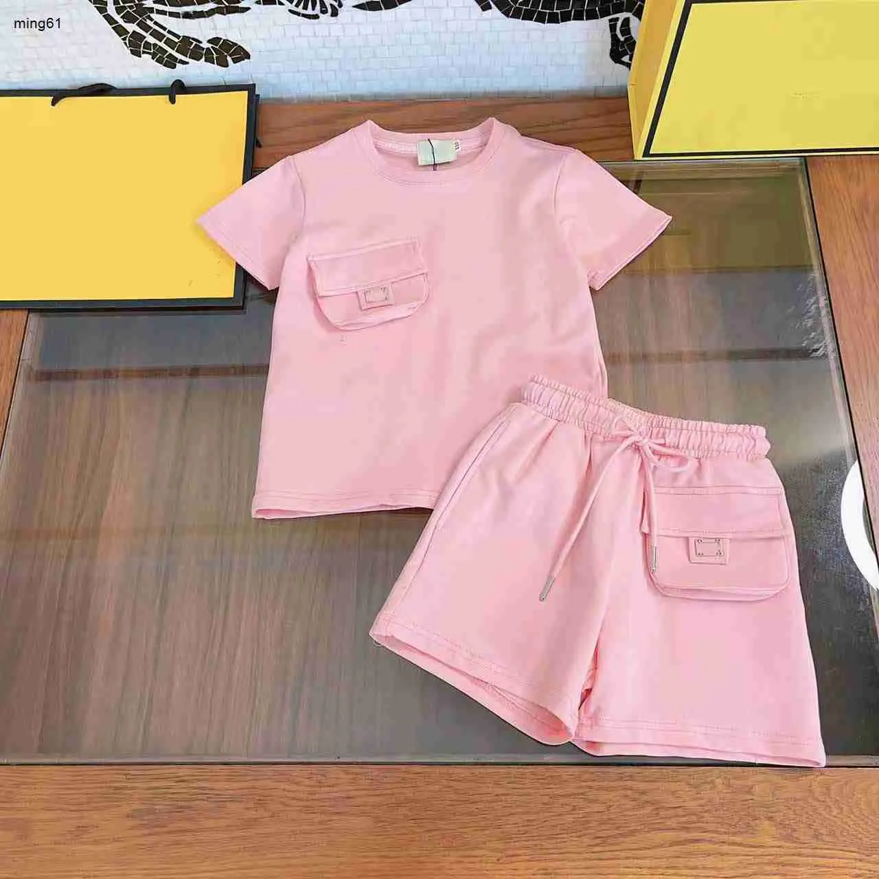 Marca roupas de bebê com aba bolso crianças manga curta conjunto de duas peças meninas fatos de treino tamanho 110-160 cm verão meninos t camisa e shorts 24mar