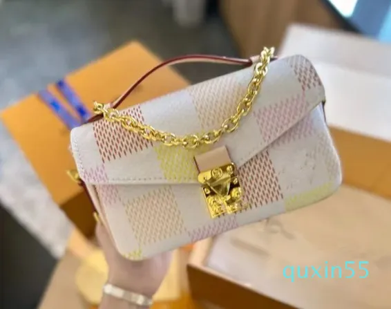 Enkel handtag väska designer kvinnors one axel skal väska lyx presbyopia klassisk plånbok elegant väska