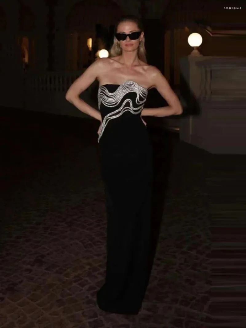 Casual Dresses Women Celebrity Sexy Strapless Backless Diamonds Black Maxi Long BodyCon Bandage Dress 2024 Elegant Evening Club Party