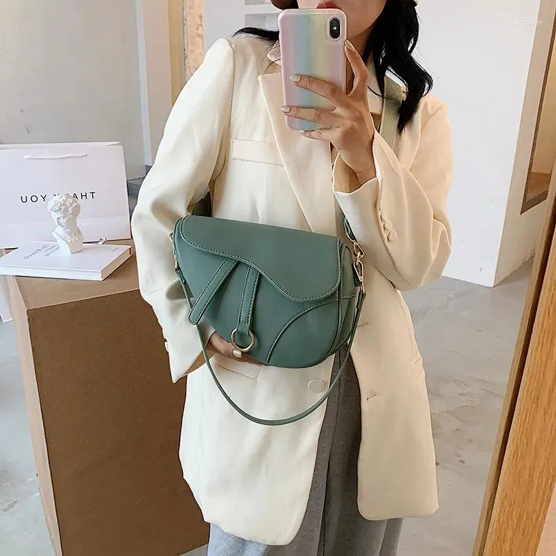 Shoulder Bags Vintage Fashion Wide Strap Crossbody City Simple One Street Snap Phone