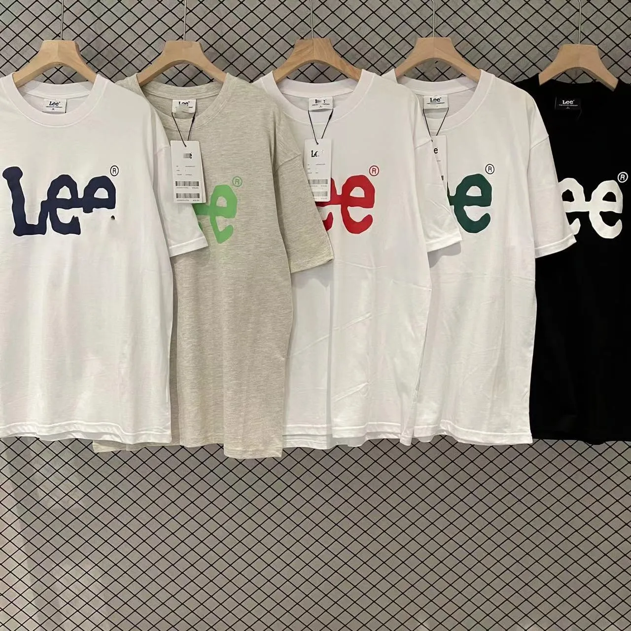 Femmes Designer T-shirts Vêtements Lettre Laminé Imprimer Hommes À Manches Courtes High Street Lâche Oversize Chemise Casual 100% Pure Cotton Tops