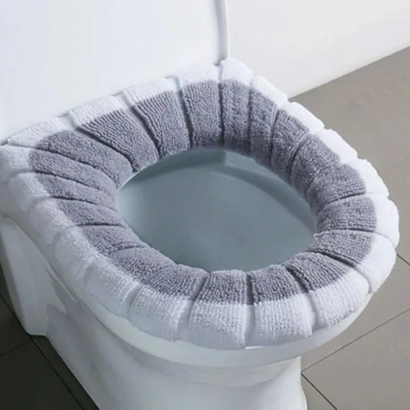 Pokrywa sedesa 1PCS Universal łazienki Wysokiej jakości akrylowy miękki cieplejszy poduszka do prania maty