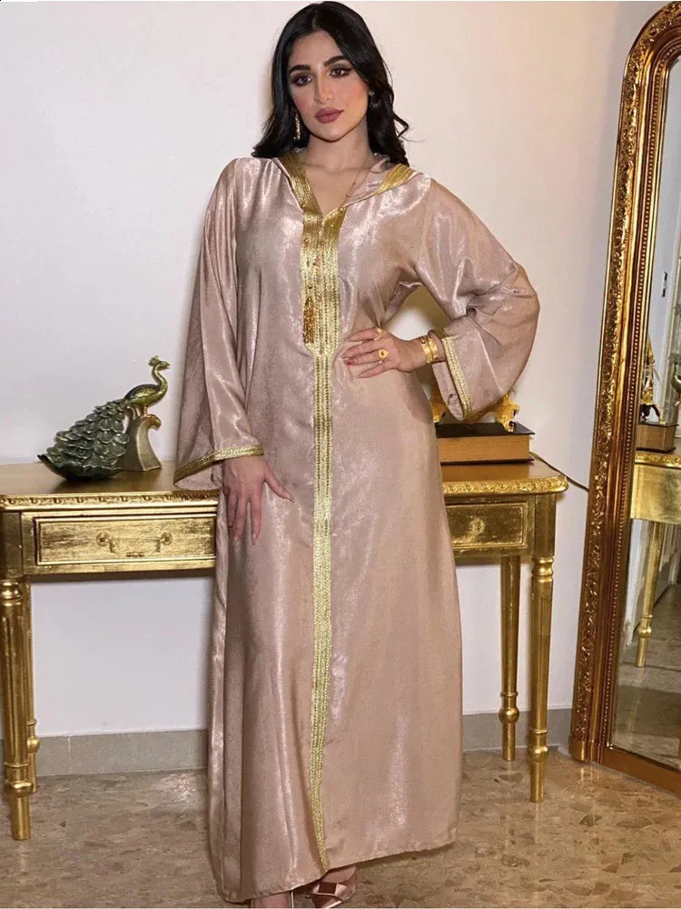Femmes Ramadan Vêtements Arabe Musulman Abaya Saoudien Turc Islamique Robe De Soirée Col En V À Manches Longues Caftan Marocain Robe À Capuchon 240313