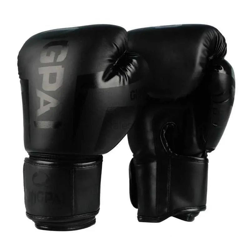 Schutzausrüstung 6 8 10 12 14oz Kickboxhandschuhe Leder PU Sanda Sandsack Training Schwarz Boxhandschuhe Männer Frauen Guantes Muay Thai Boxe De Luva yq240318