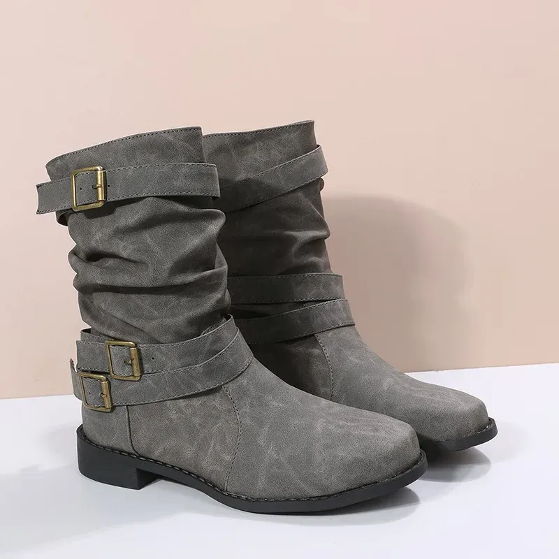 Sapatos Moda Moda Western Belt Women Boots de couro pu baixo salto baixo Slipon Women Women Winter Hot Motorcycle Boots