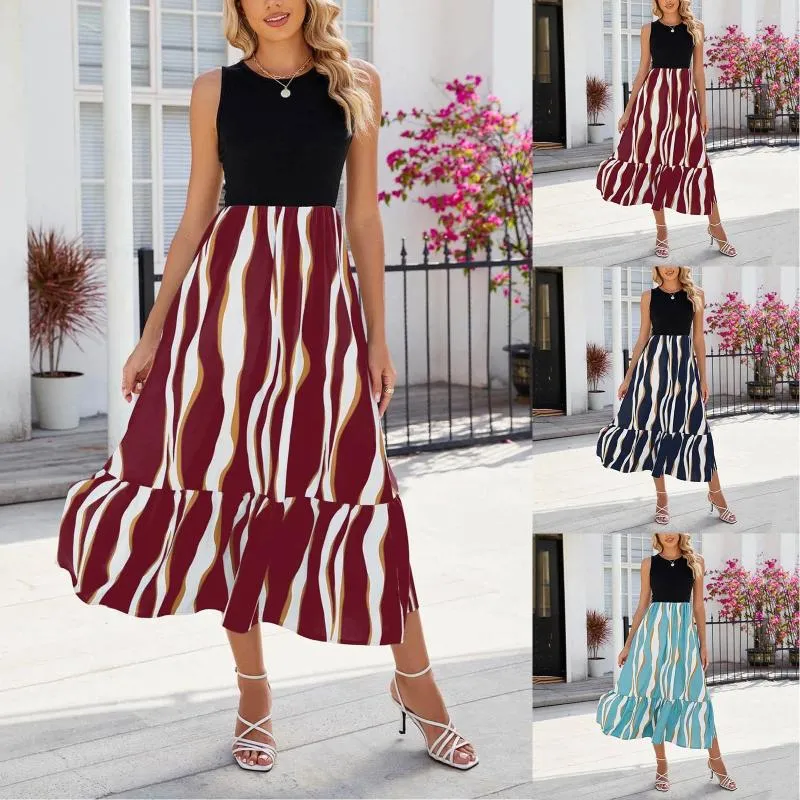 Casual Kleider 2024 Sommer Ärmelloses Gestreiftes Kleid Frauen Plissee Swing Elegante Französisch Stil Rundhals Hohe Taille Lose