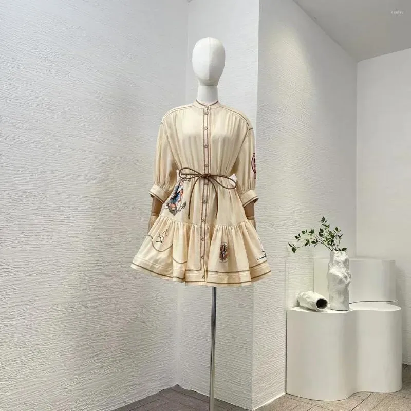 Casual klänningar senaste högkvalitativa poplin 3/4 hylsa Beige Boat Print -knappar Självtie Wave Belt FLAS HEM PLEATED LOOK MINI DRESS