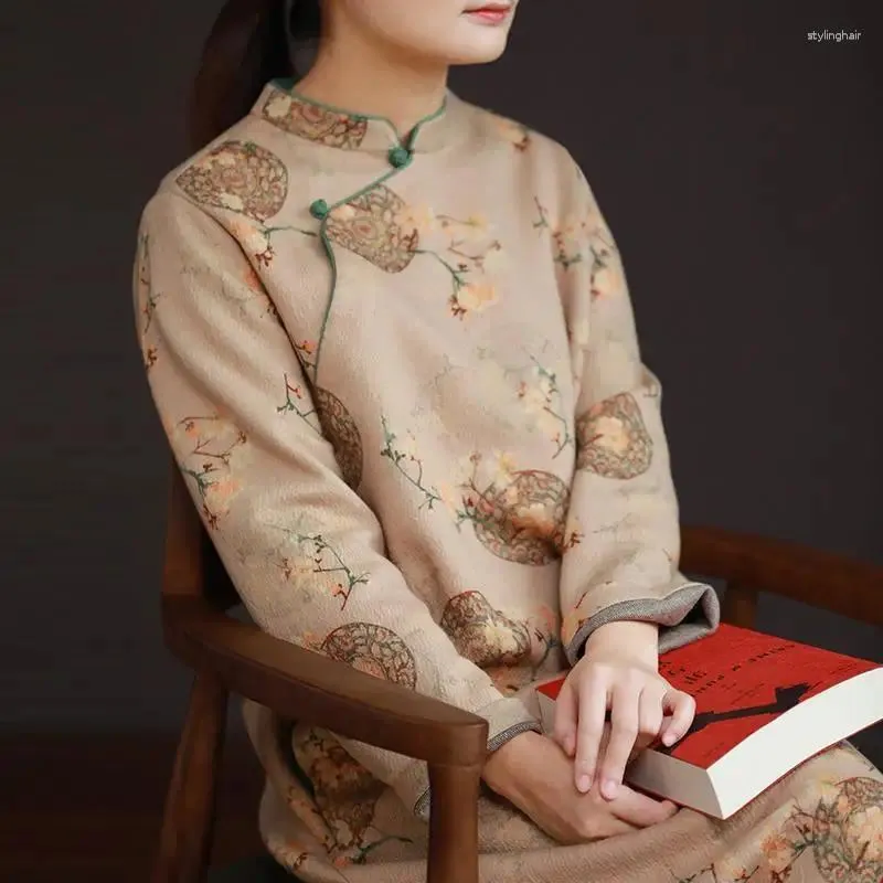 Etniska kläder 2024 Kinesiska retro Tryckt plyschtjockad klänning för kvinnor Vinter lös och bantning Förbättrad Autumn Cheongsam