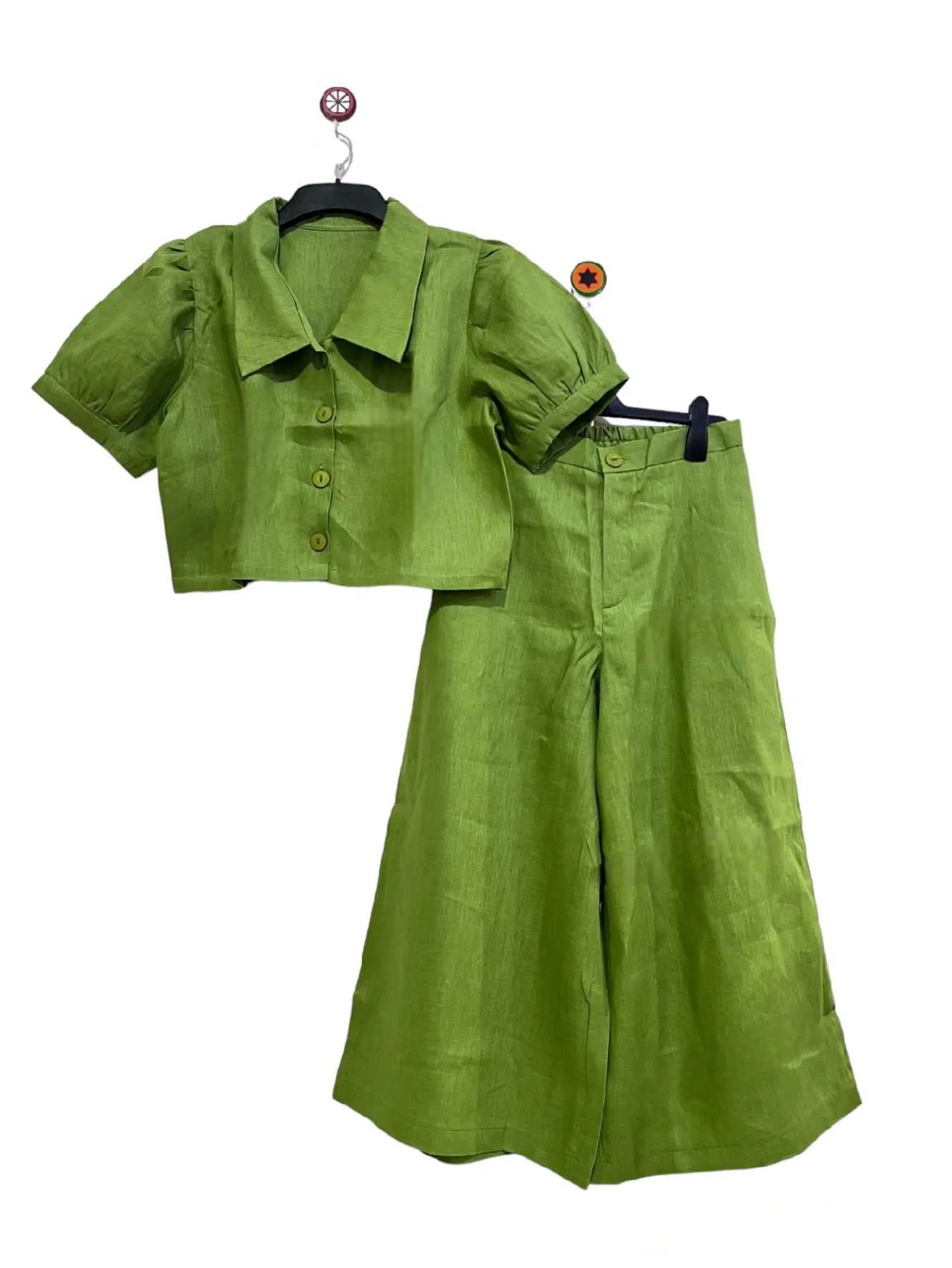 elastic waistband tops