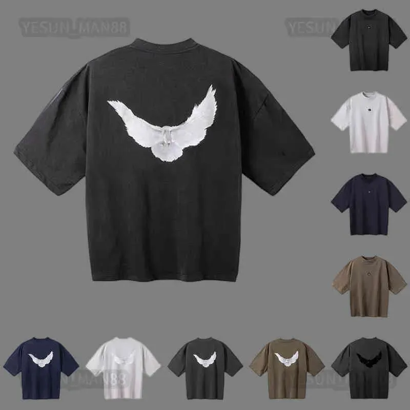 2024 Designer Kanyes Classic Wests T Shirt Three Party Joint Peace Dove Printed Washing Water Short Sleeves High Street Mens And Womens Yzys Tees