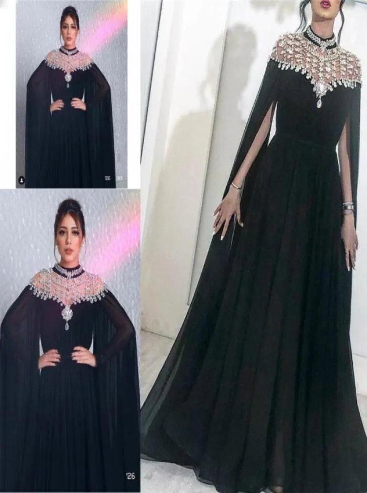 Robes de soirée musulmanes noires 2020 col haut Caped cristaux en mousseline de soie Dubaï Kftan saoudien arabe robe de soirée formelle longue robe de bal 1601420