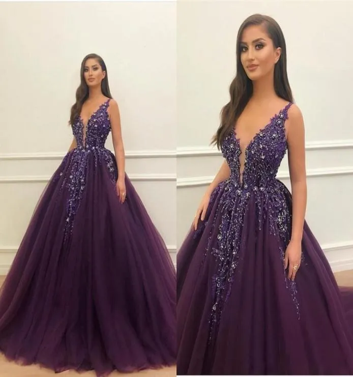 2019 New Dark Purple Quinceanera Dresses Ball Gown Deep V Neck Speecins Seveless Open Back Sweep Speak Train for Party Prom 2950367