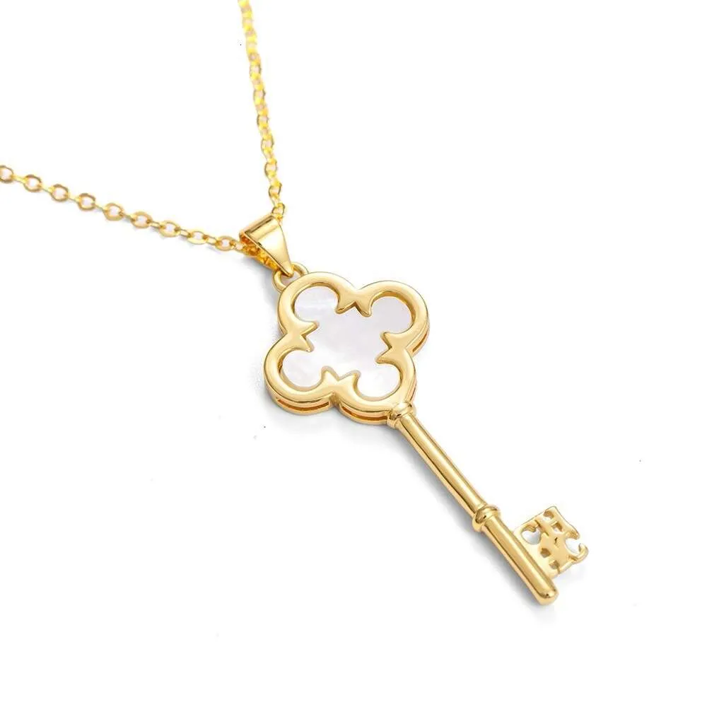 CILMI HARVILL CHHC Women's Necklace Four-leaf Clover Key Metal Chain Firm Gift Box Design Length Adjustable