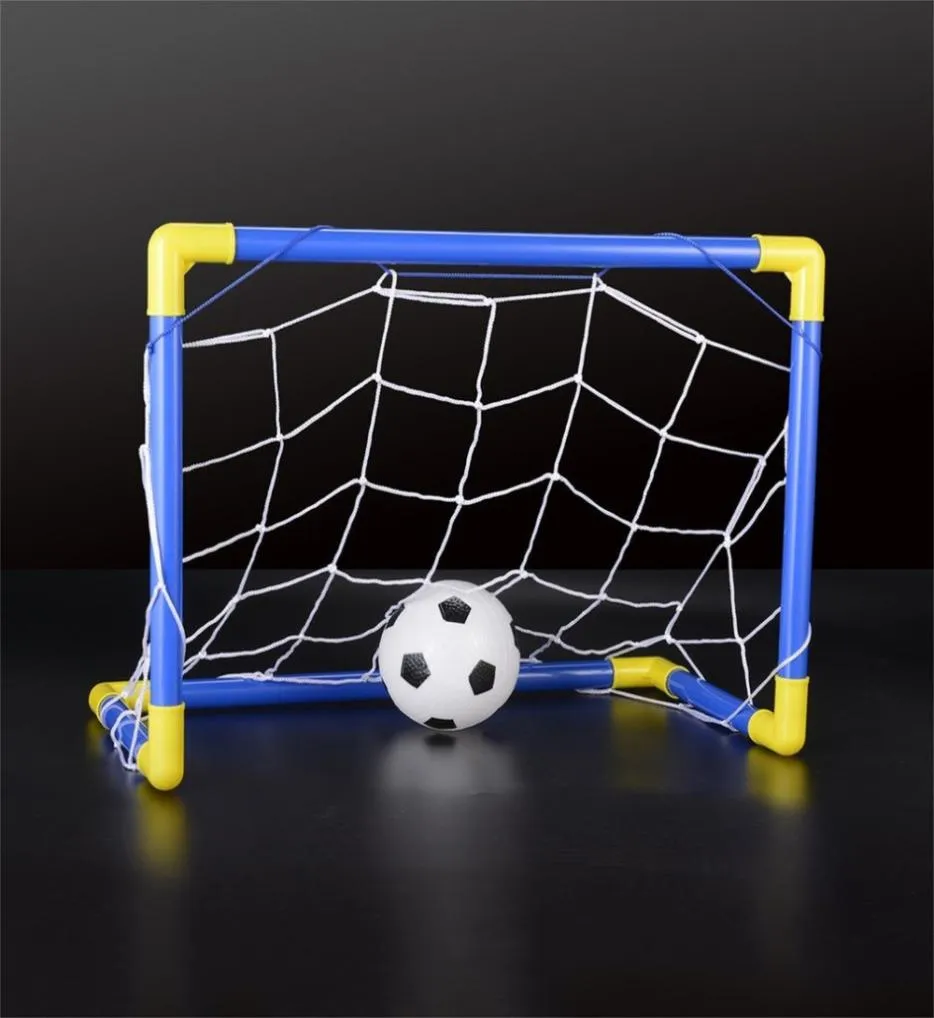 Mini pallone da calcio pieghevole Pallone da calcio Rete Set Pompa Sport per bambini Giochi da esterno per interni Giocattoli Regalo di compleanno per bambini Plastica 1879425