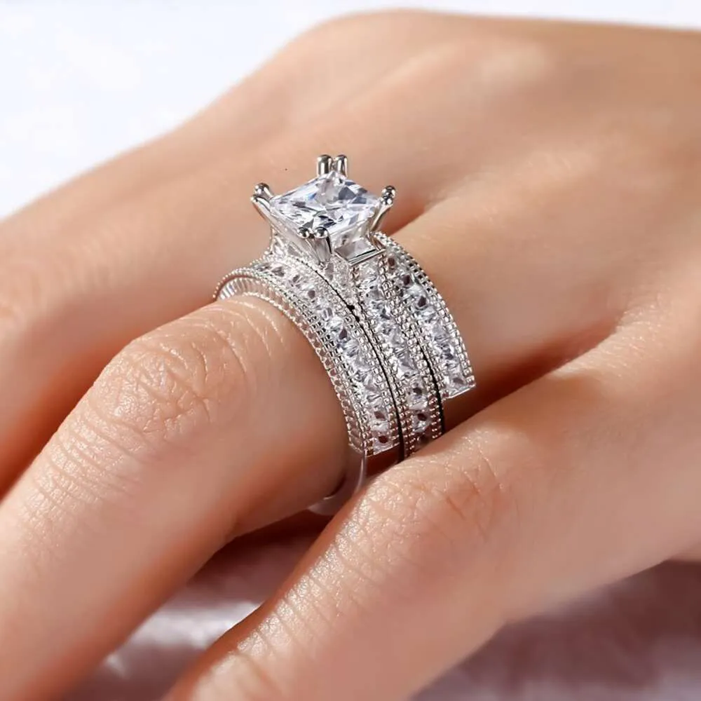 럭셔리 공주 절단 시뮬레이션 다이아몬드 반지 세트 3-in-1 약혼 웨딩 반지 여성 14K 화이트 골드 도금 보석