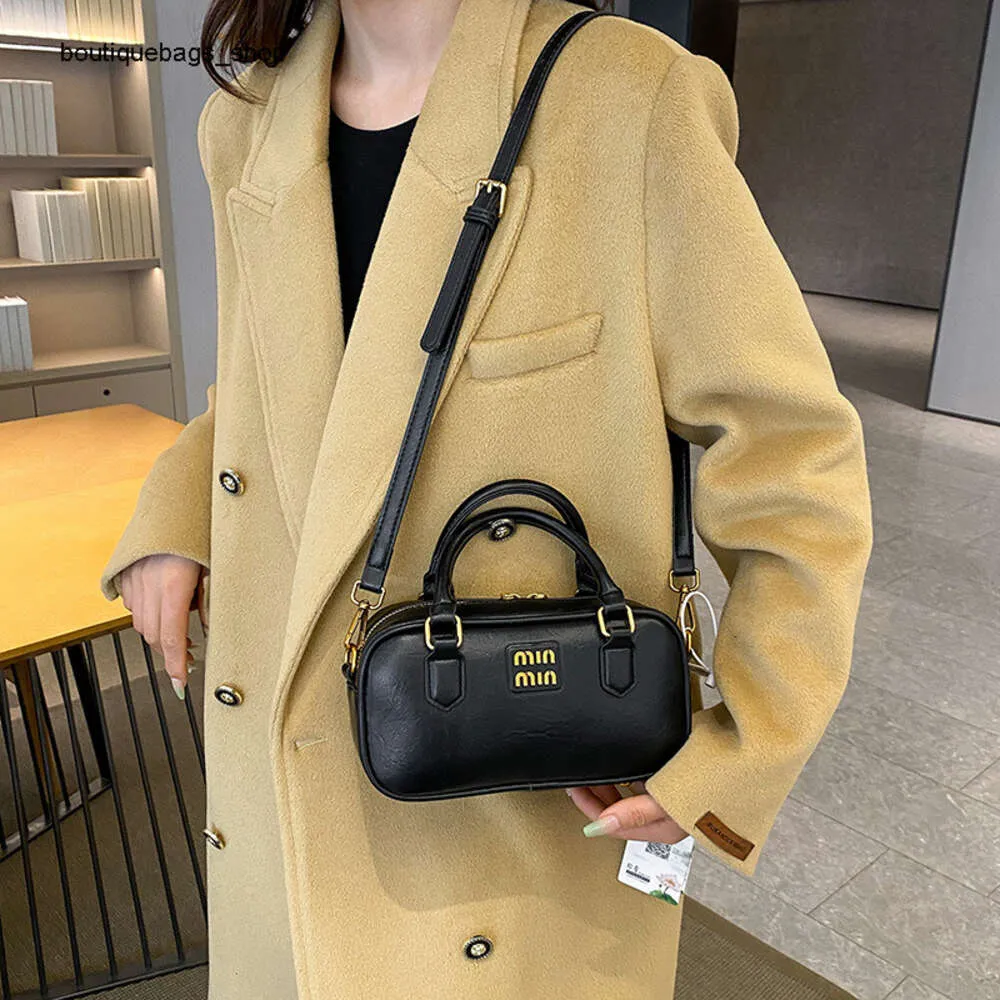 Cross-border Wholesale Fashion Brand Handbags Small Dign Letter Baseball Bag Womens New Style Handbag High Simple Shoulder