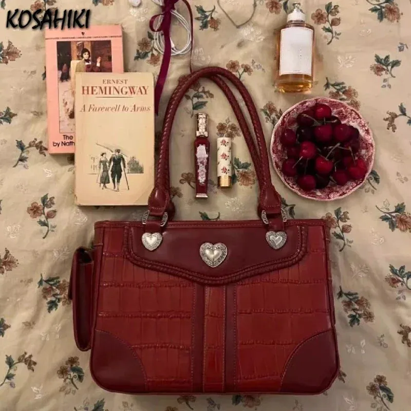 Y2k estetiska mode hjärtkvinnor purses casual vintage eleganta chic handväskor japanska kvinnliga kvinnliga alla matchar trendiga topphandtag 240306