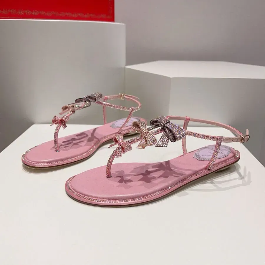Najwyższej jakości sandały rene caovilla płaskie paszce palca palce butów luksusowe buty designerskie kryształowy dekoracyjny pasek kostki klamra zwykłe sandały slajdy rozmiar 35-42
