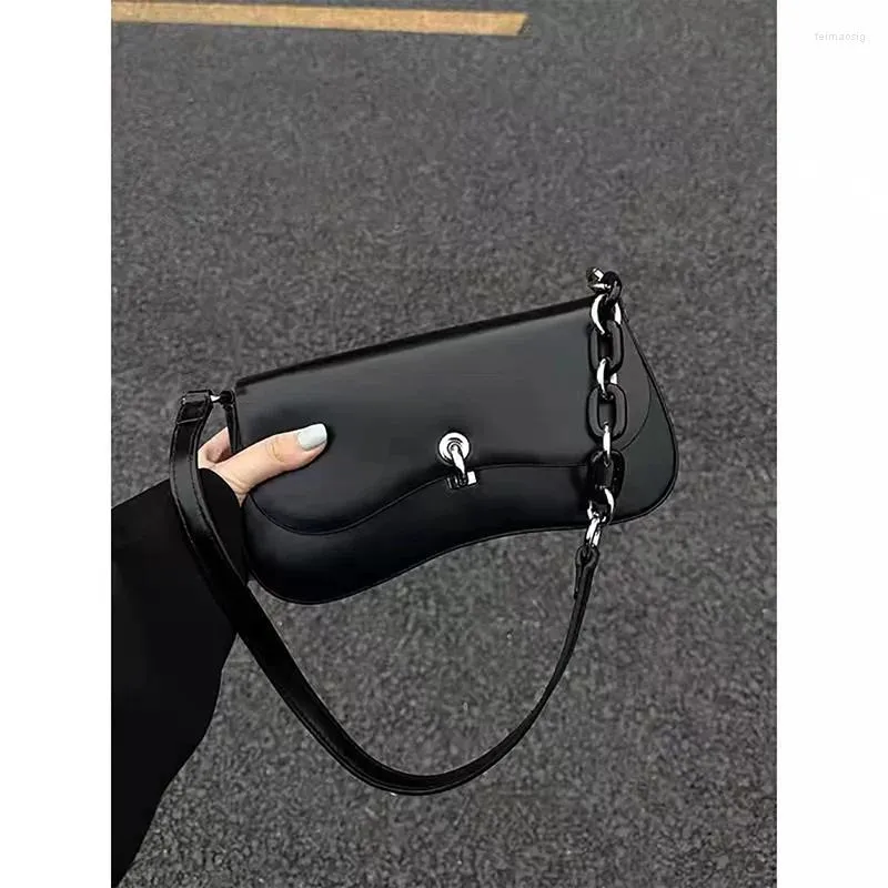 Totes All-matching Single Shoulder Bag Fashion Design Sense Chains Cool Black Underarm Korean Spice Girl Simple Square