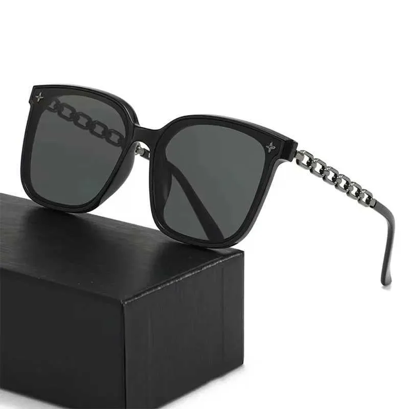 Occhiali da sole Nuovi occhiali da sole rettangolari Occhiali da sole con catena in metallo da donna Occhiali da sole con gamba a specchio Occhiali da guida per esterni da donna UV400 Oculos De SolL2403