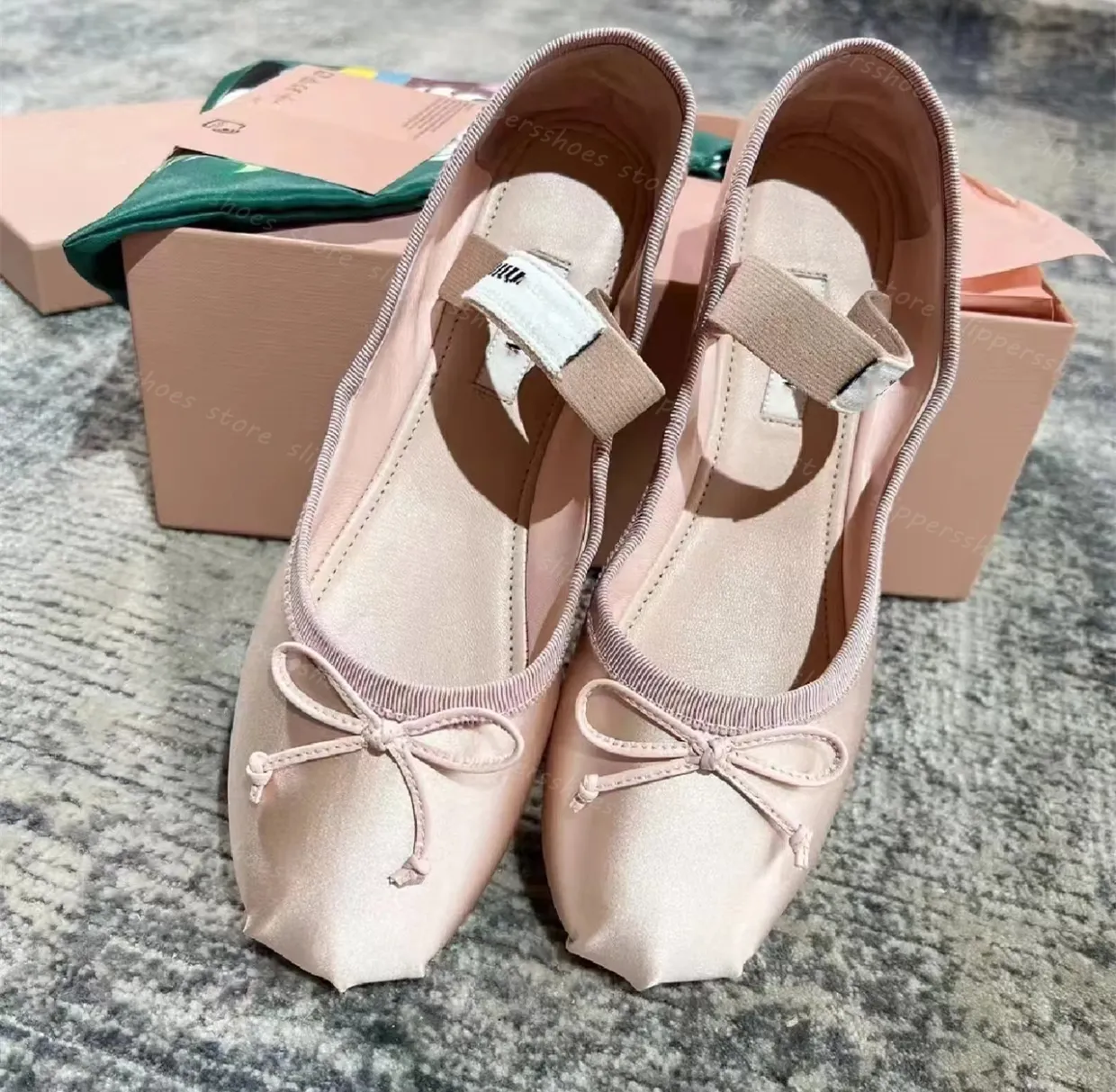 Moda Paris Ballet Designer Profissional Sapatos de Dança Bailarinas de Cetim mm Sandálias de plataforma para meninas com laço e boca rasa para mulheres