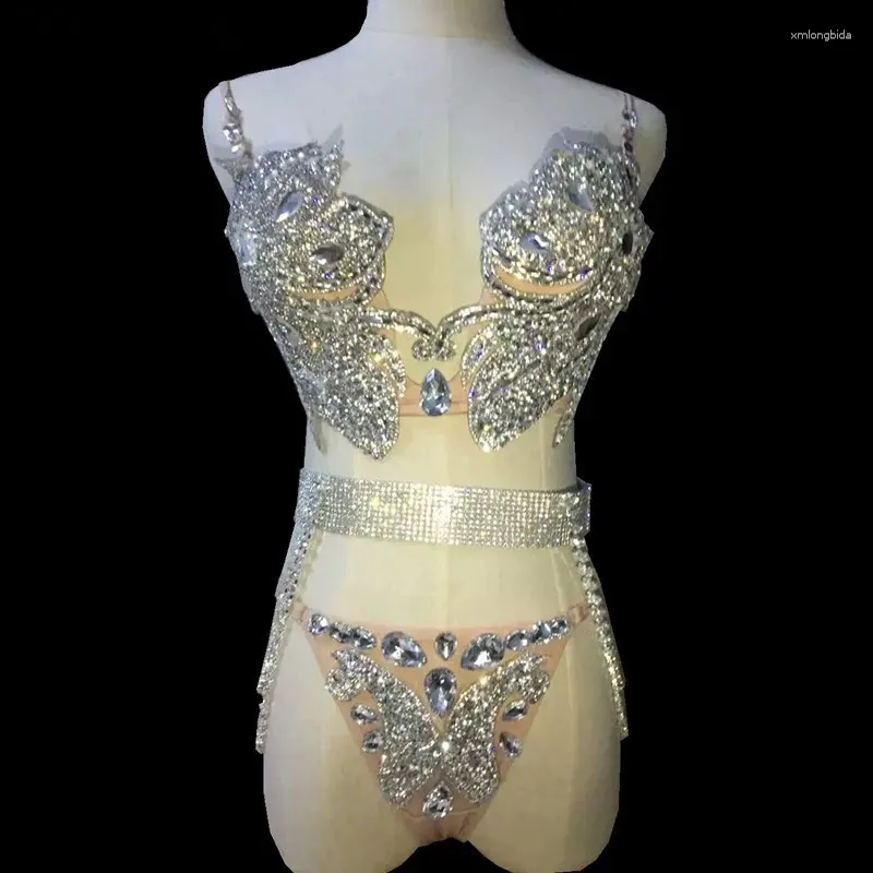 Abbigliamento da palco Occidente Bar Discoteca Costume da DJ Ballerina Performance Abito da ballo Scintillante Strass in vetro Bikini Set di reggiseni sexy