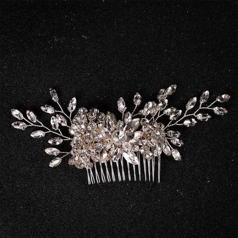 Diademi Accessori per copricapo Donna Gioielli da sposa Strass Copricapo di fiori Ornamenti per copricapo fatti a mano Pettini per capelli in cristallo argento Y240315