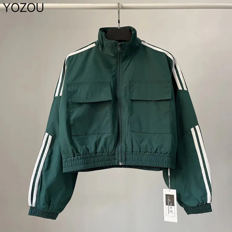 Yozou Green Blue Black Red Cargo Krótkie kurtki Kobiety Sport Windbreaker Bomber Bomber Płaszcz z kieszeniami odzieży wierzchniej 240315