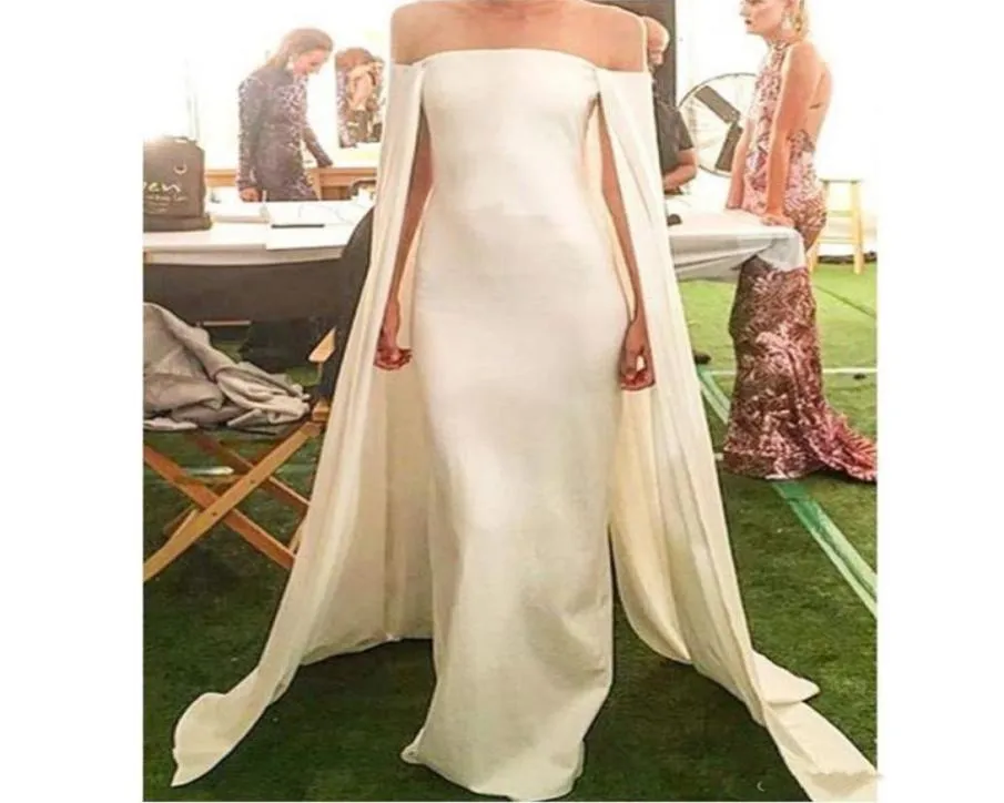 2020 nowe eleganckie satynowe sukienki z kości słoniowej Satynie z peleryną bez ramiączki na podłodze podłogi formalne suknie balowe vestido de noi5192114
