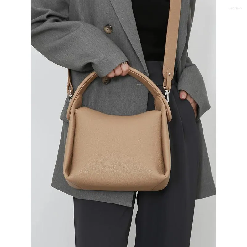 Evening Bags 2024 Women Fashion Unique Concise Top Handle OL Temperament Mini Handbag Shoulder Bag Crossbodybag Club Party Office Daily