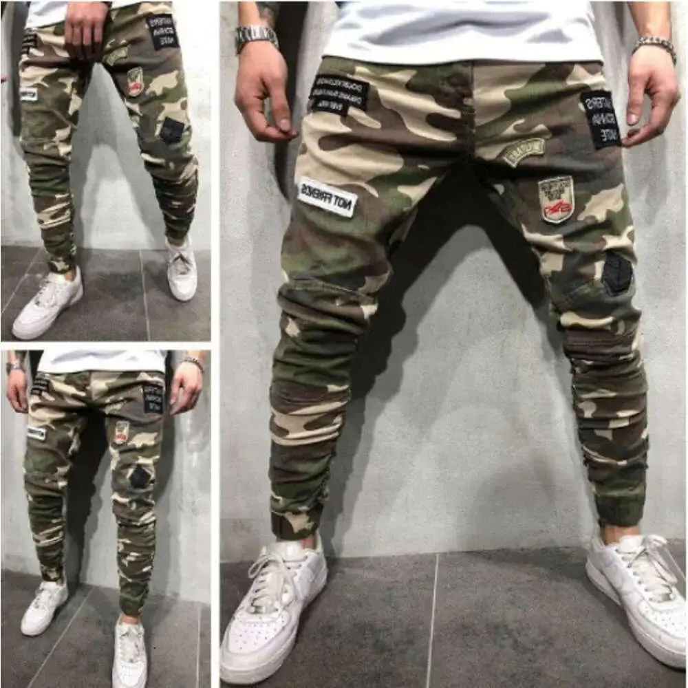 Neue Herren-Jeans ohne Verschluss für Frühlingsfest, Abzeichen, schmale Passform, eng anliegend, elastische Bündchen, Camouflage-Leggings