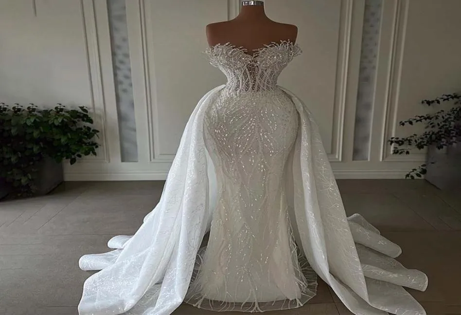 Abito da sposa a sirena con paillettes scintillanti per la sposa con scollo a cuore perline in pizzo Vestido De Noiva Sereia abiti da sposa Charming1383385