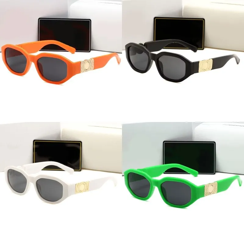 Charm sunglasses for women biggie retro small frame beautiful uv400 top quality glasses designers premium protection luxury eyeglass with box fa069 C4
