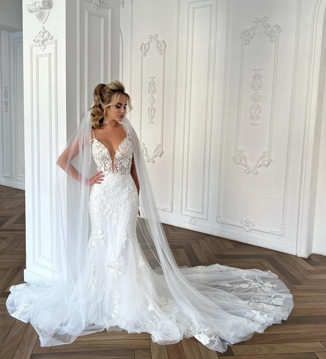 Deep V Neck Sexy Mermaid Wedding Dress Glitter Beading Lace Sleeveless Backless Luxury Bridal Gown
