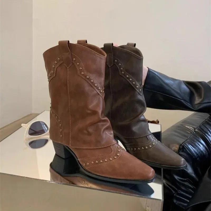 Buty jesienne buty buty buty nity punkowe w stylu grube pięta obcasy buty damskie brązowe seksowne botas de invierno para mjer