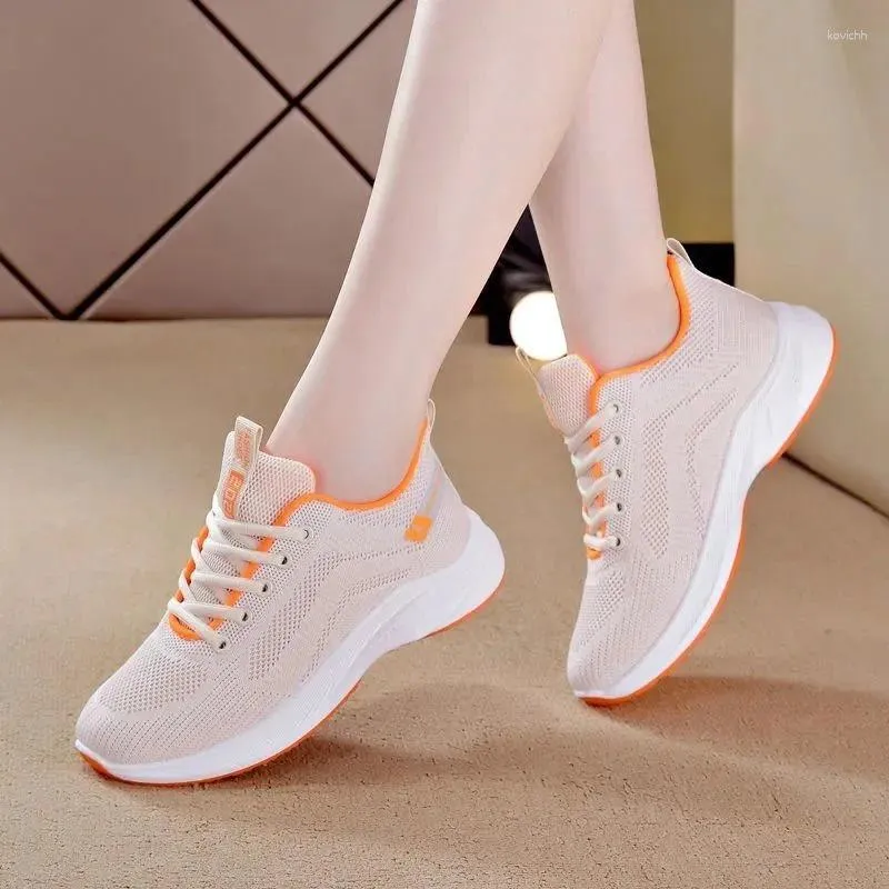 Casual schoenen vrouwen sport modieuze en comfortabele platte ademende kanten zachte zool gevulkaniseerde sneakers