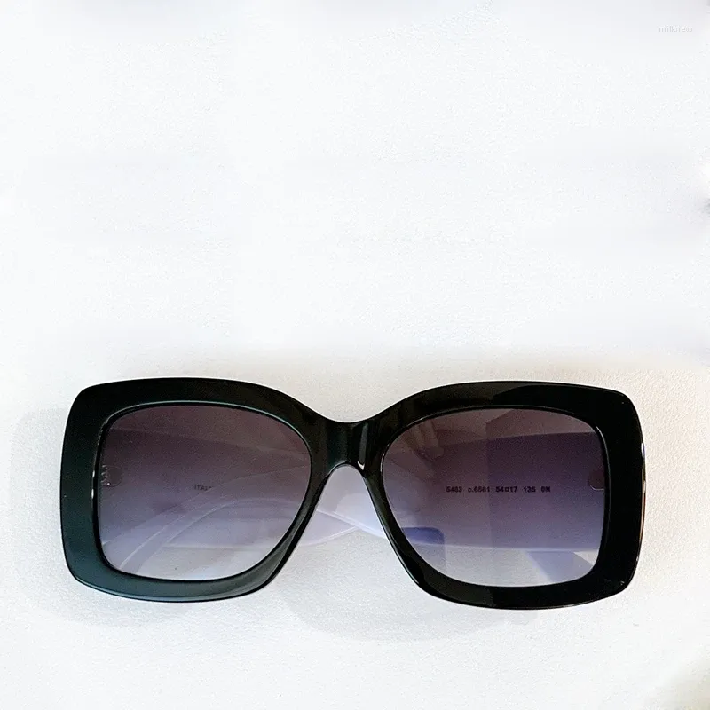 Occhiali da sole in resina per le vacanze occhiali quadrati da donna da uomo con montatura grande occhiali da sole antiriflesso Ch5483