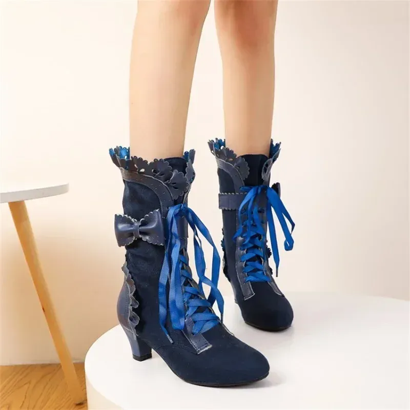 Boots Nouveaux femmes nobles britanniques Bottes à volants rétro Knight Boot Médieval Bow Knot Boot Boot en cuir Boots Cosplay Cosplay High Heel chaussures