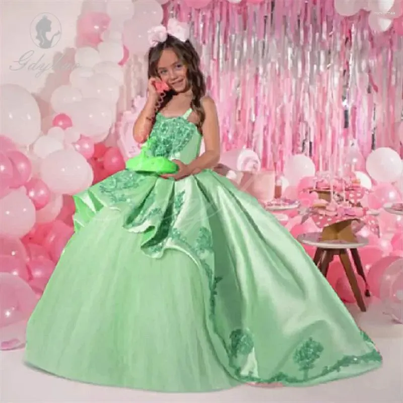 Robes de fille fleur rose paillettes Satin appliqué robe de bal bébé concours bretelles Spaghetti princesse première Communion
