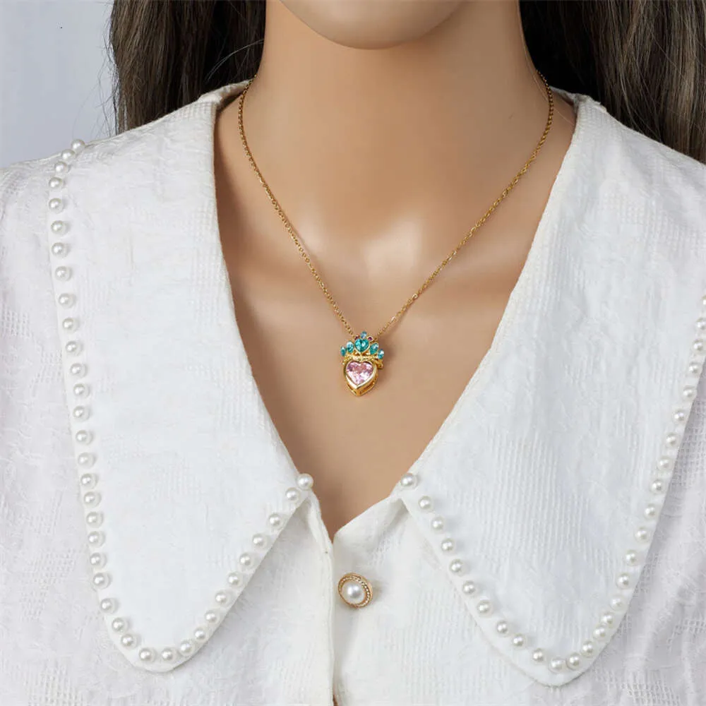 Chaîne de clavicule en acier titane, couronne rose, collier d'amour pour femmes, accessoires de tempérament haut de gamme légers