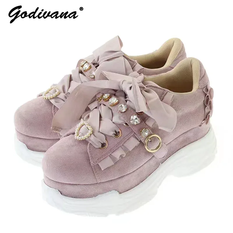 Schuhe japanischer Herbst im Japanischen Stil Neue Pfirsich Herz Perle Schnürung Casual Plattform Sports Schuhe Frauen Studenten dicke Boden weiche Bubble Schuhe